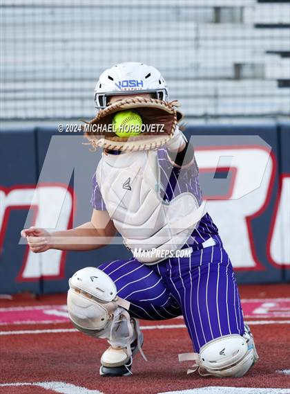 Thumbnail 1 in North Forney vs Mt Vernon (McKinney Tournament) photogallery.