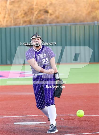 Thumbnail 3 in North Forney vs Mt Vernon (McKinney Tournament) photogallery.
