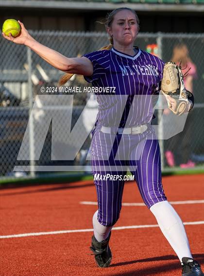 Thumbnail 2 in North Forney vs Mt Vernon (McKinney Tournament) photogallery.