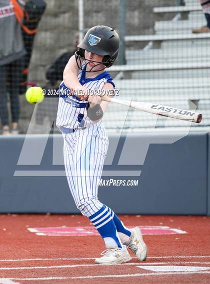 Thumbnail 2 in North Forney vs Mt Vernon (McKinney Tournament) photogallery.