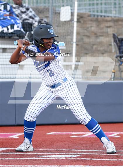 Thumbnail 3 in North Forney vs Mt Vernon (McKinney Tournament) photogallery.