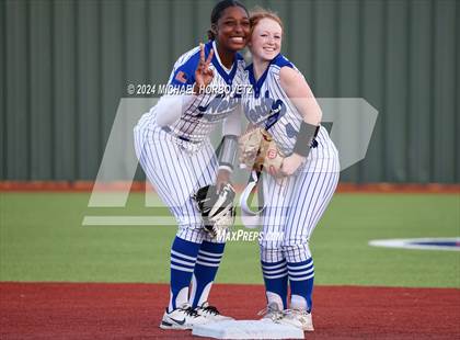 Thumbnail 1 in North Forney vs Mt Vernon (McKinney Tournament) photogallery.