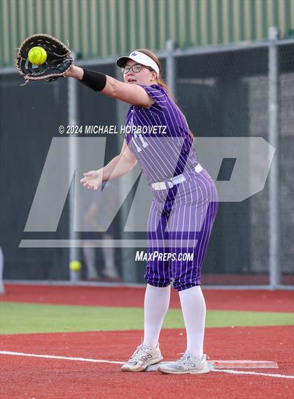 Thumbnail 3 in North Forney vs Mt Vernon (McKinney Tournament) photogallery.