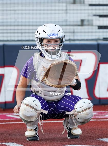Thumbnail 3 in North Forney vs Mt Vernon (McKinney Tournament) photogallery.