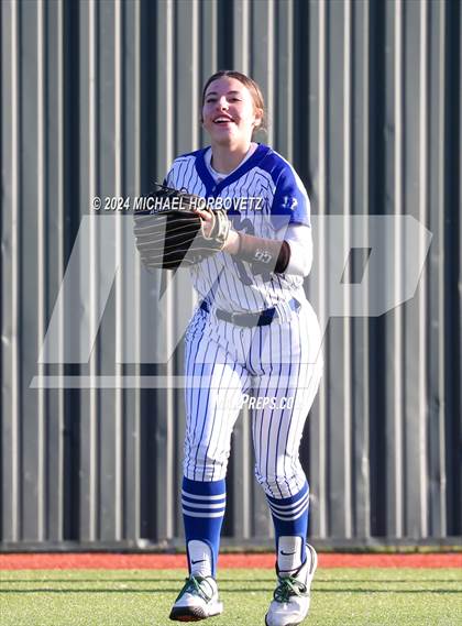 Thumbnail 1 in North Forney vs Mt Vernon (McKinney Tournament) photogallery.