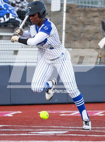 Thumbnail 3 in North Forney vs Mt Vernon (McKinney Tournament) photogallery.