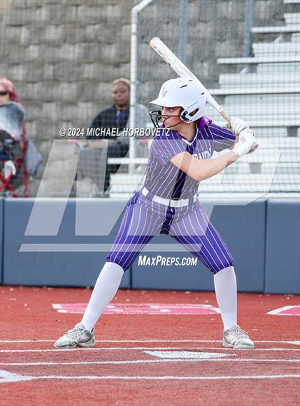 Thumbnail 2 in North Forney vs Mt Vernon (McKinney Tournament) photogallery.