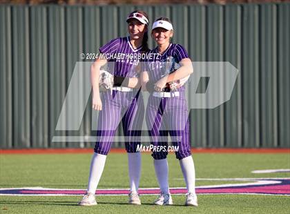 Thumbnail 3 in North Forney vs Mt Vernon (McKinney Tournament) photogallery.