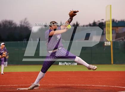 Thumbnail 2 in North Forney vs Mt Vernon (McKinney Tournament) photogallery.