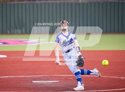 Thumbnail 2 in North Forney vs Mt Vernon (McKinney Tournament) photogallery.