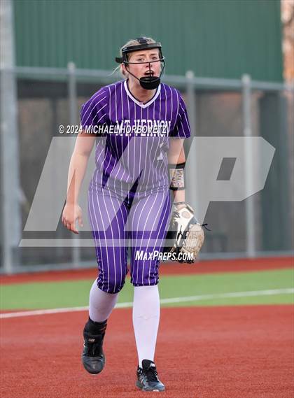 Thumbnail 1 in North Forney vs Mt Vernon (McKinney Tournament) photogallery.