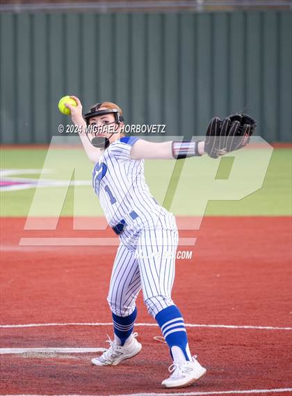 Thumbnail 3 in North Forney vs Mt Vernon (McKinney Tournament) photogallery.