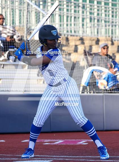 Thumbnail 2 in North Forney vs Mt Vernon (McKinney Tournament) photogallery.
