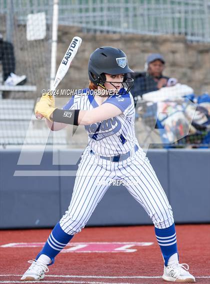 Thumbnail 1 in North Forney vs Mt Vernon (McKinney Tournament) photogallery.