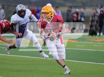 Thumbnail 1 in 8 Man North vs South All State photogallery.