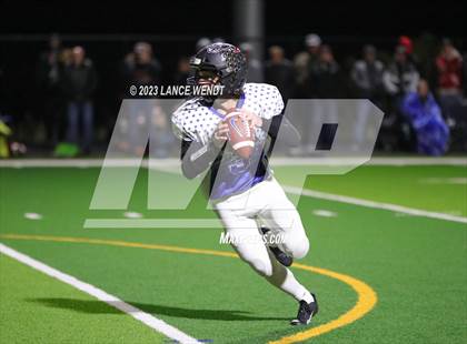 Thumbnail 3 in 8 Man North vs South All State photogallery.