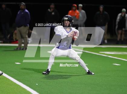 Thumbnail 2 in 8 Man North vs South All State photogallery.
