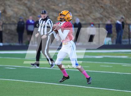 Thumbnail 2 in 8 Man North vs South All State photogallery.