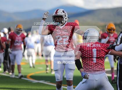 Thumbnail 2 in 8 Man North vs South All State photogallery.