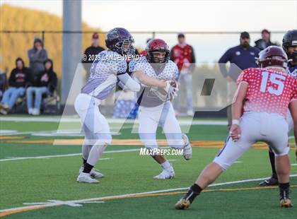 Thumbnail 2 in 8 Man North vs South All State photogallery.