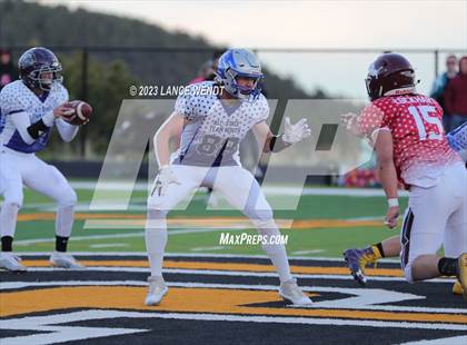 Thumbnail 2 in 8 Man North vs South All State photogallery.