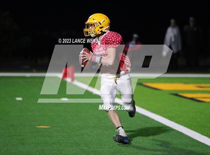 Thumbnail 3 in 8 Man North vs South All State photogallery.
