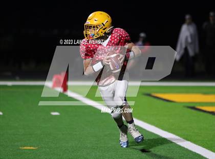 Thumbnail 2 in 8 Man North vs South All State photogallery.