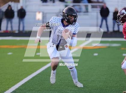 Thumbnail 3 in 8 Man North vs South All State photogallery.