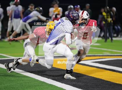 Thumbnail 2 in 8 Man North vs South All State photogallery.