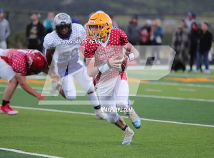 Thumbnail 2 in 8 Man North vs South All State photogallery.