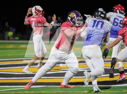 Thumbnail 3 in 8 Man North vs South All State photogallery.