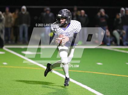 Thumbnail 1 in 8 Man North vs South All State photogallery.