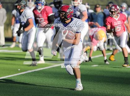 Thumbnail 2 in 8 Man North vs South All State photogallery.