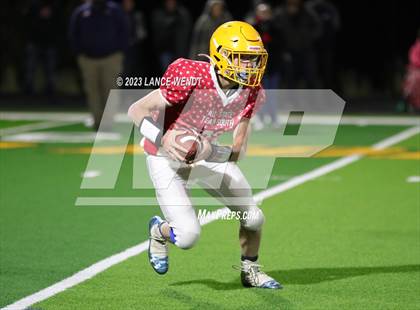 Thumbnail 3 in 8 Man North vs South All State photogallery.