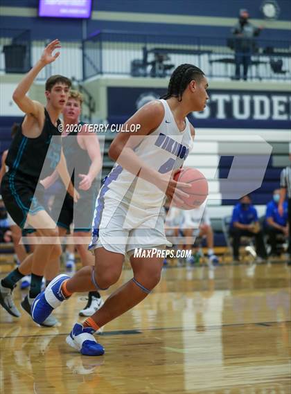 Thumbnail 1 in Farmington vs. Pleasant Grove (CC Winter Invitational) photogallery.
