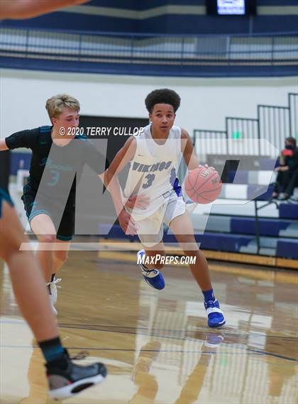 Thumbnail 1 in Farmington vs. Pleasant Grove (CC Winter Invitational) photogallery.
