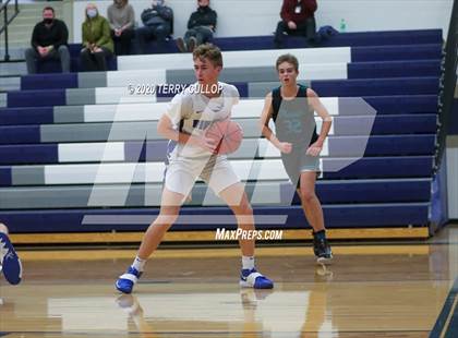 Thumbnail 1 in Farmington vs. Pleasant Grove (CC Winter Invitational) photogallery.