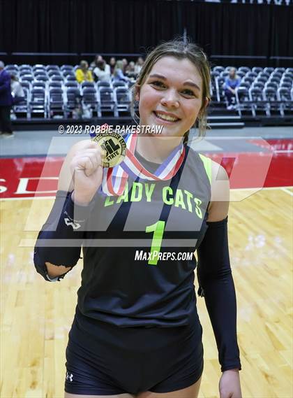 Thumbnail 2 in Blum vs. Harrold (UIL 1A Volleyball Final Medal Ceremony) photogallery.