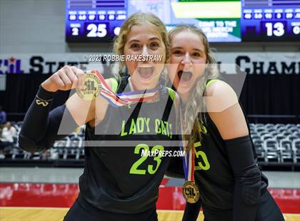 Thumbnail 1 in Blum vs. Harrold (UIL 1A Volleyball Final Medal Ceremony) photogallery.