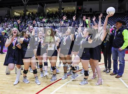 Thumbnail 2 in Blum vs. Harrold (UIL 1A Volleyball Final Medal Ceremony) photogallery.