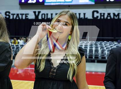 Thumbnail 3 in Blum vs. Harrold (UIL 1A Volleyball Final Medal Ceremony) photogallery.