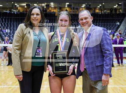 Thumbnail 1 in Blum vs. Harrold (UIL 1A Volleyball Final Medal Ceremony) photogallery.