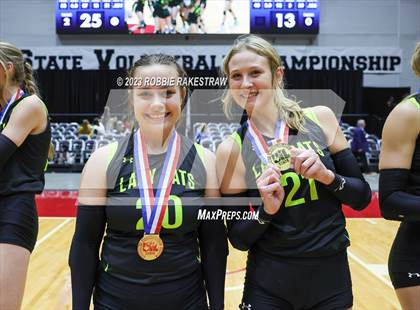 Thumbnail 3 in Blum vs. Harrold (UIL 1A Volleyball Final Medal Ceremony) photogallery.