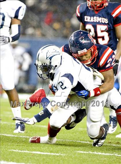 Thumbnail 3 in Lincoln vs. Erasmus Hall (PSAL Division Final) photogallery.