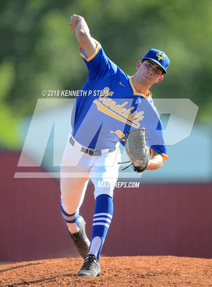 Thumbnail 2 in Vandebilt Catholic @ Assumption photogallery.