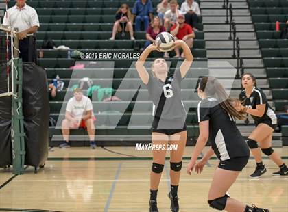 Thumbnail 3 in Hoover vs Hanford (Patriot Varsity Tournament) photogallery.
