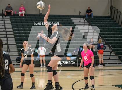 Thumbnail 2 in Hoover vs Hanford (Patriot Varsity Tournament) photogallery.