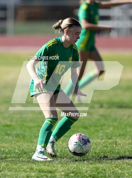 Thumbnail 1 in Canyon del Oro vs Flowing Wells (Brandon Bean Soccer Tournament) photogallery.