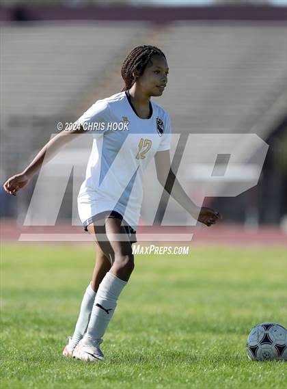 Thumbnail 3 in Canyon del Oro vs Flowing Wells (Brandon Bean Soccer Tournament) photogallery.