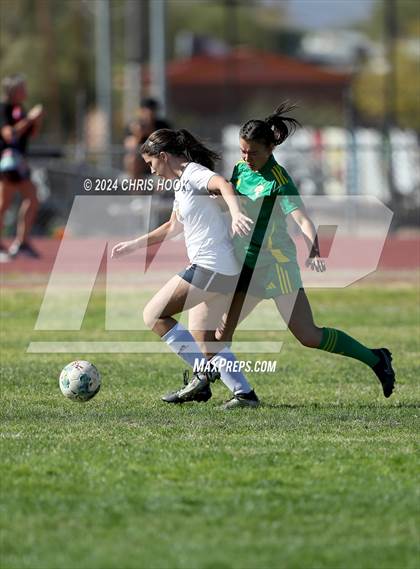 Thumbnail 3 in Canyon del Oro vs Flowing Wells (Brandon Bean Soccer Tournament) photogallery.